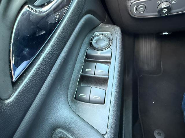 Used 2024 Chevrolet Equinox LT AWD/4WD image 19