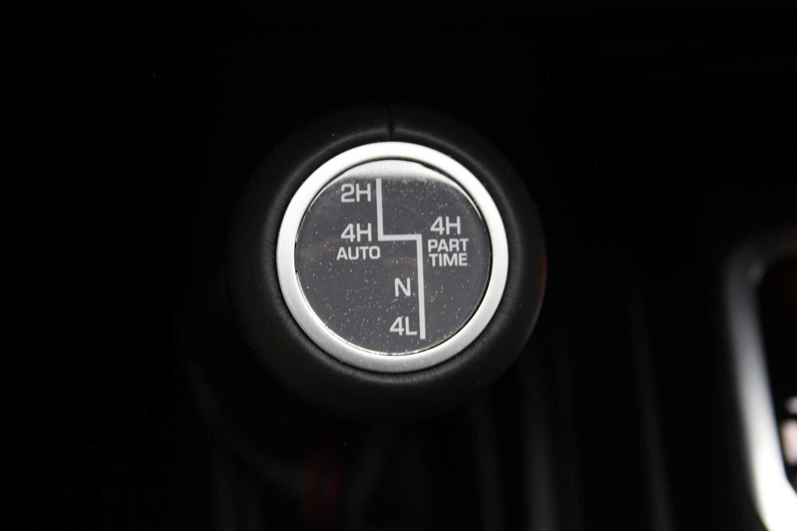 Used 2023 Jeep Gladiator Rubicon w/ LED Lighting Group AWD/4WD image 39