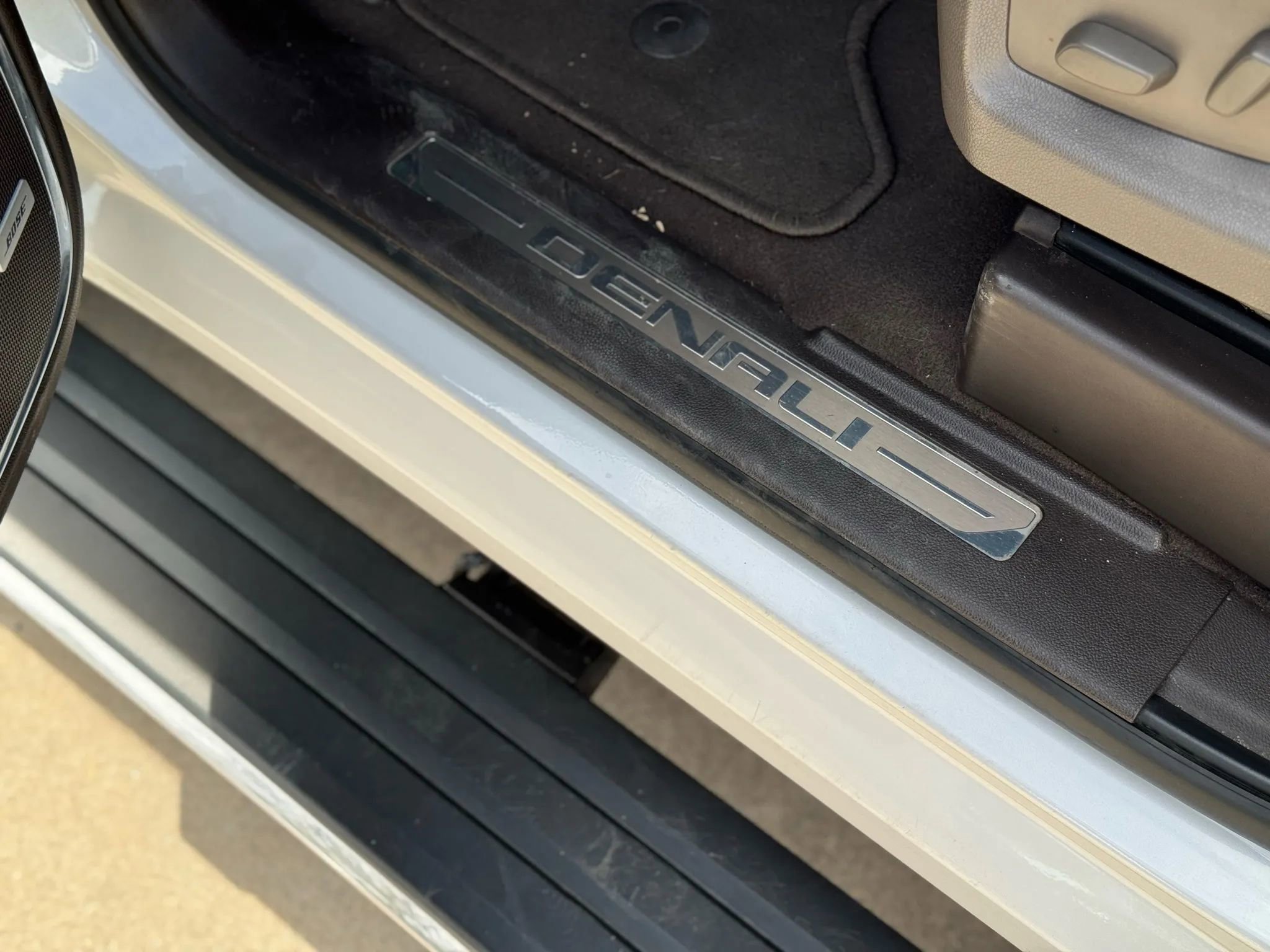 Used 2019 GMC Yukon XL Denali w/ Denali Ultimate Package image 14