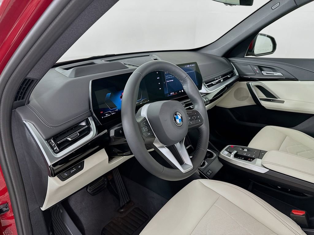 Used 2026 BMW X1 xDrive28i w/ Technology Package image 11