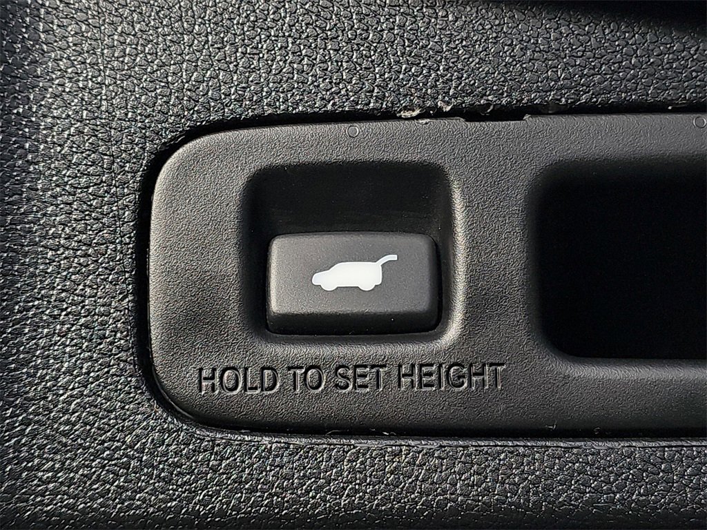 Used 2021 Honda CR-V Touring image 40