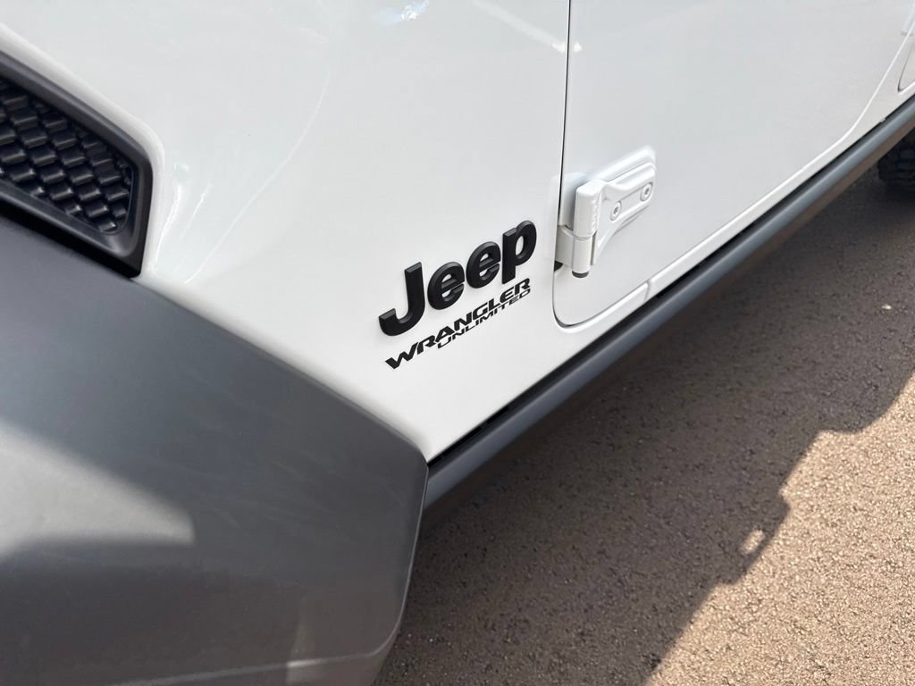 Certified 2022 Jeep Wrangler Unlimited Sport AWD/4WD image 13
