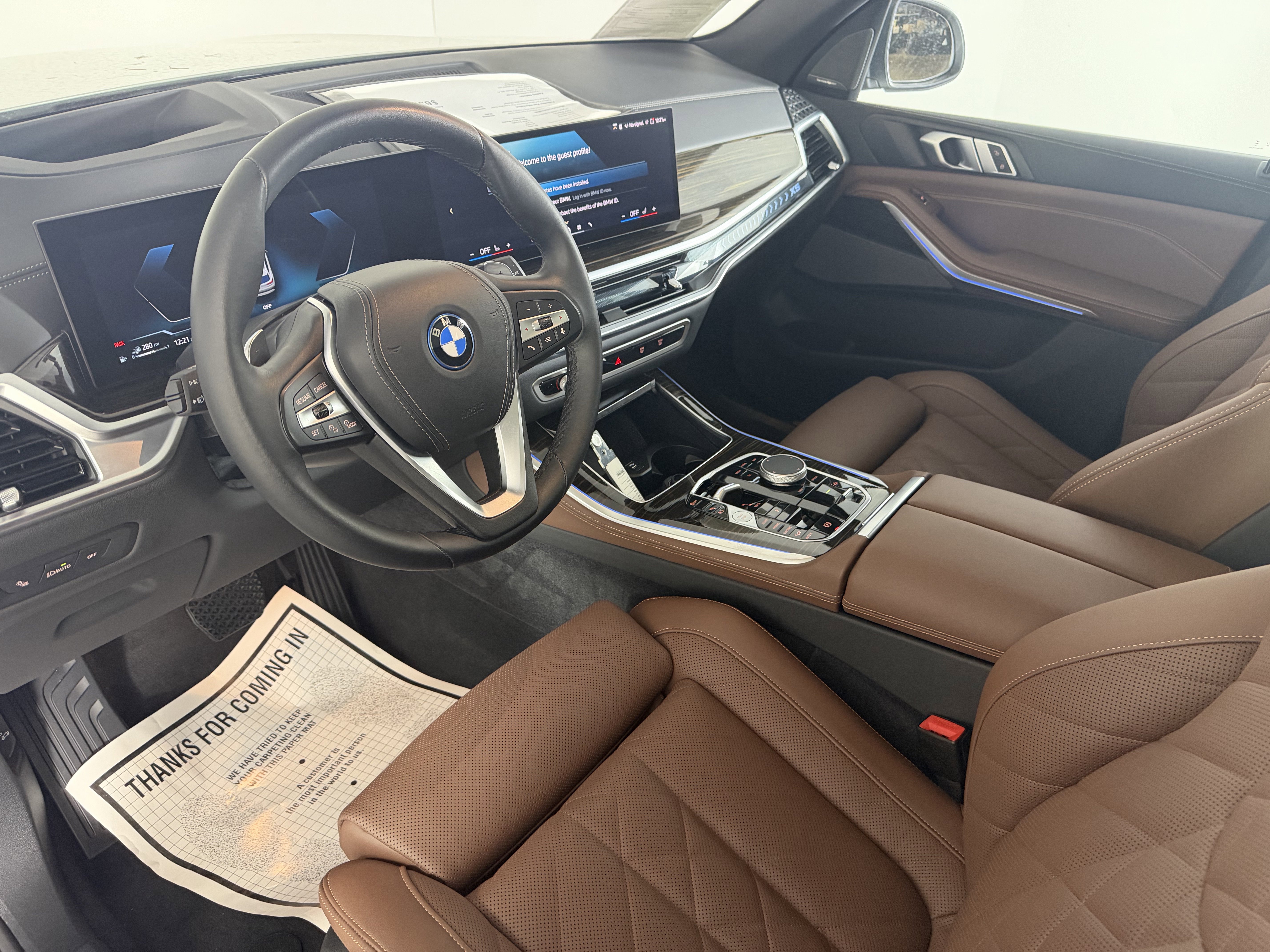 Certified 2025 BMW X5 xDrive50e w/ Premium Package AWD/4WD image 11
