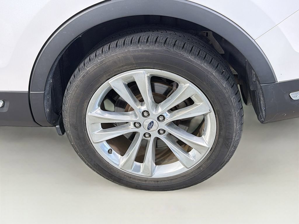 Used 2018 Ford Explorer Limited image 33