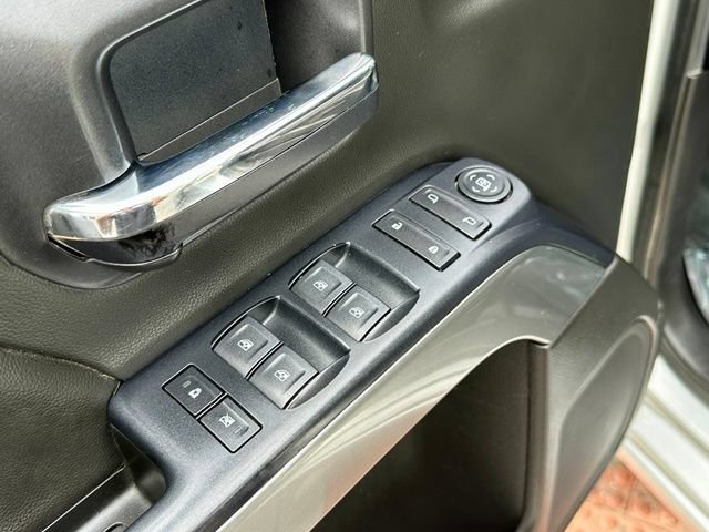 Used 2019 Chevrolet Silverado 2500 LT AWD/4WD image 12