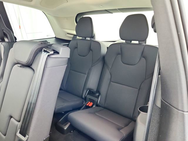 New 2026 Volvo XC90 B6 Plus w/ Protection Package Premier image 29