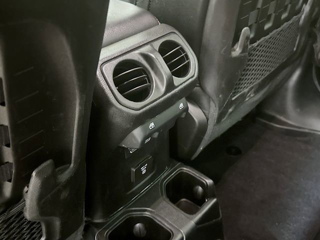 Used 2020 Jeep Gladiator Rubicon image 25