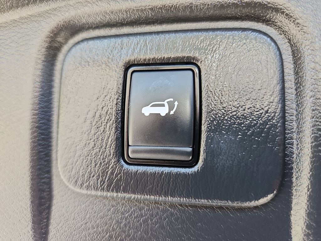 Used 2020 Nissan Murano SL w/ Moonroof Package AWD/4WD image 32