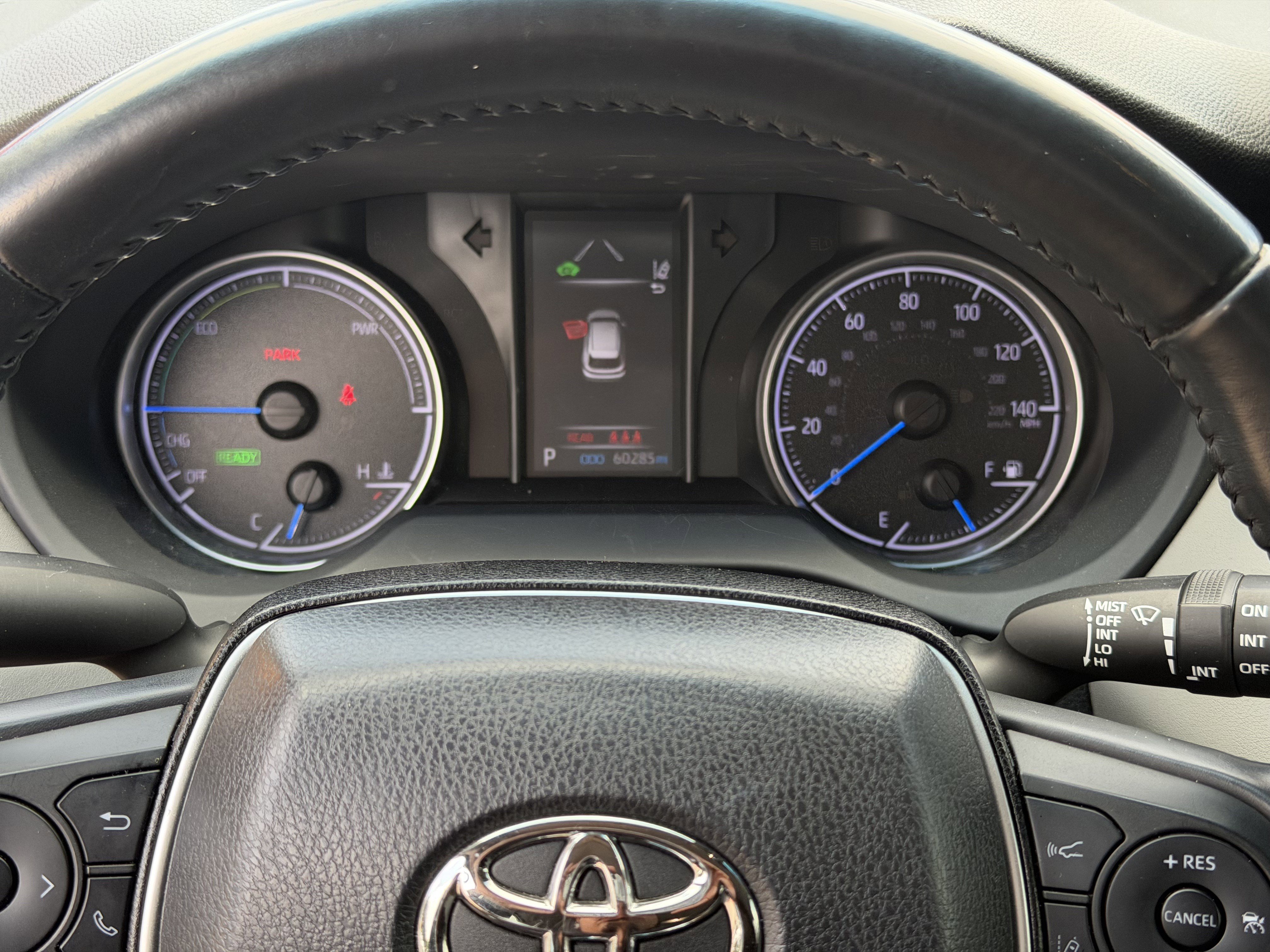 Used 2021 Toyota Venza LE AWD/4WD image 17