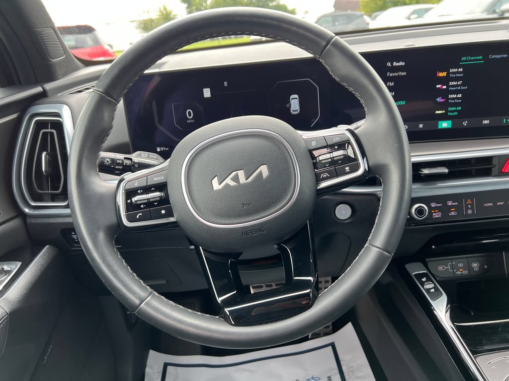 Certified 2025 Kia Sorento SX Prestige AWD/4WD image 17