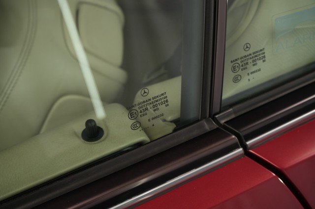 Used 2004 Mercedes-Benz CLK 320 Cabriolet image 30