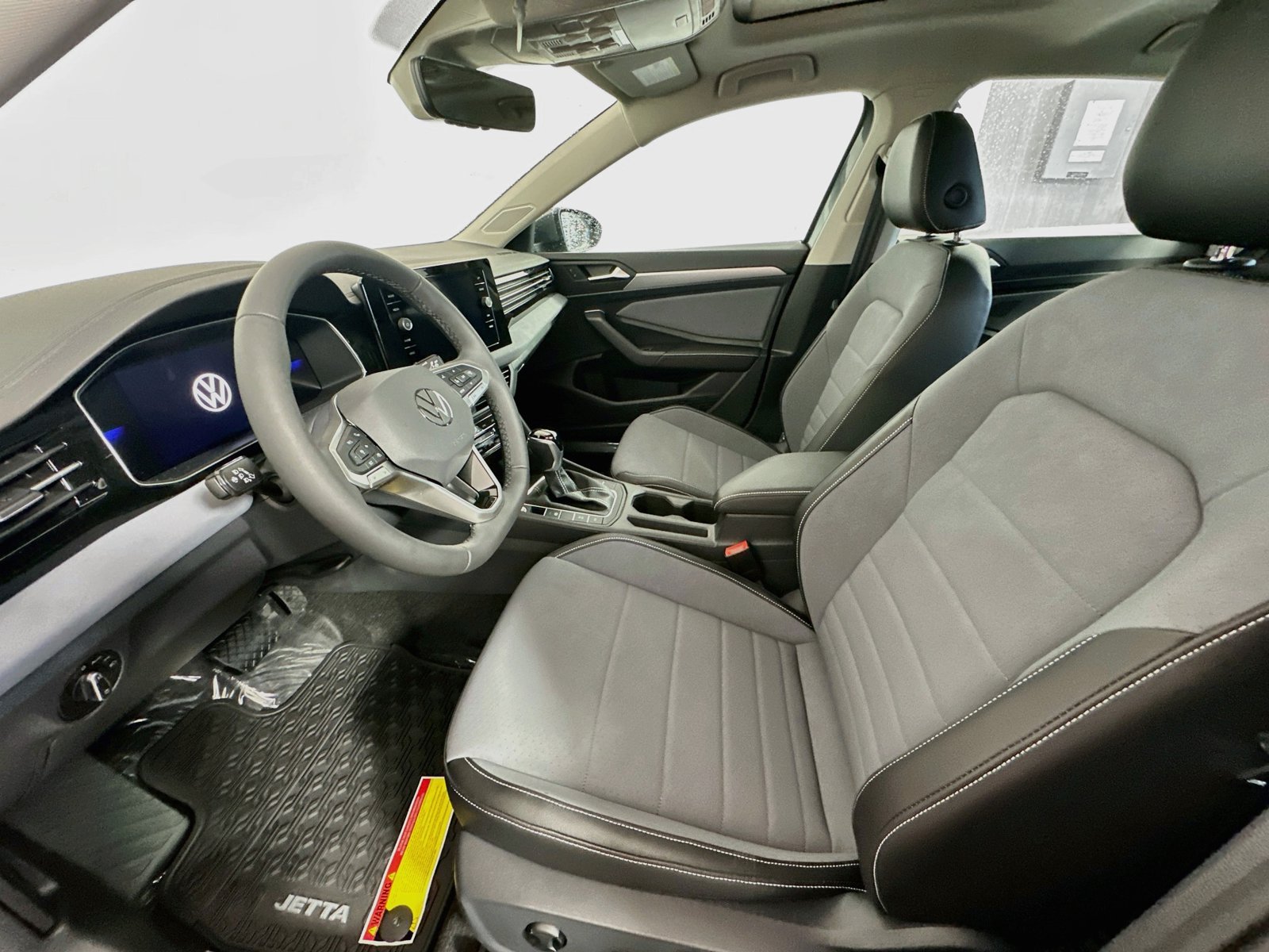 New 2027 Volkswagen Jetta SE FWD image 20