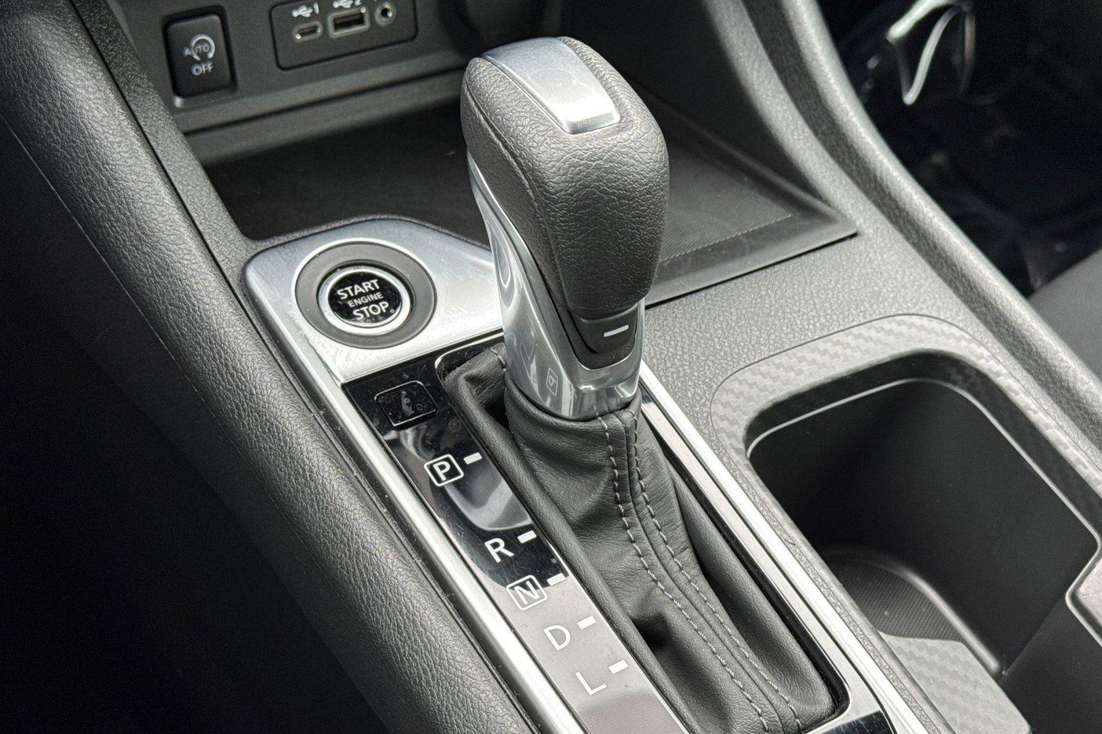 Used 2025 Nissan Sentra SV w/ All-Weather Package image 22