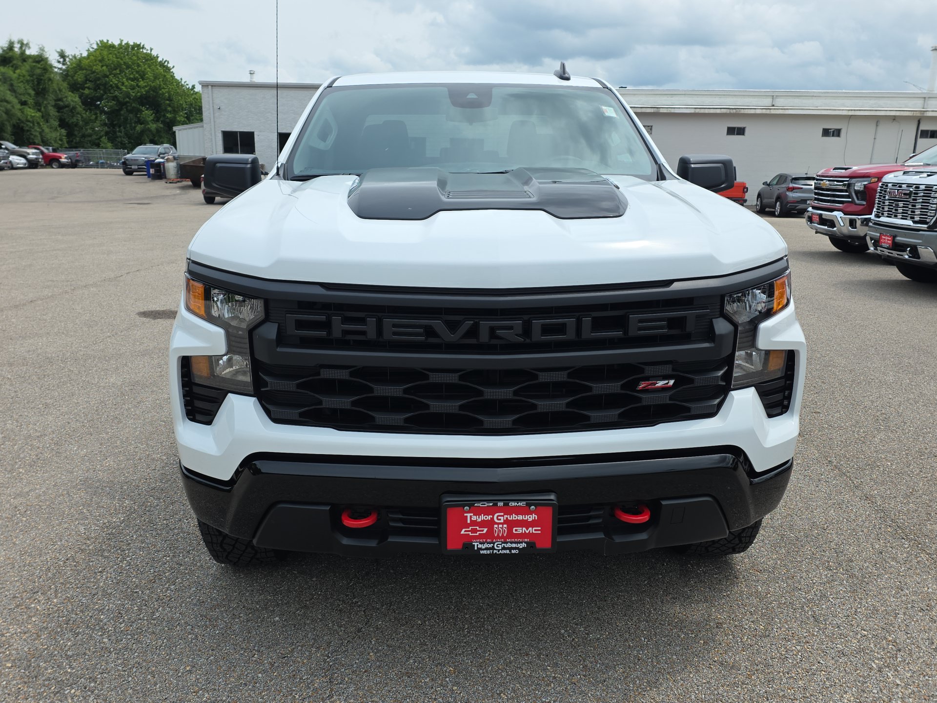 New 2026 Chevrolet Silverado 1500 Custom Trail Boss AWD/4WD image 3