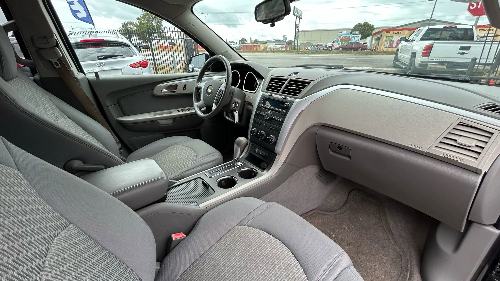 Used 2012 Chevrolet Traverse LS FWD image 13