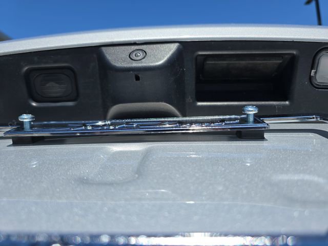 Used 2023 Jeep Grand Cherokee L Laredo AWD/4WD image 18
