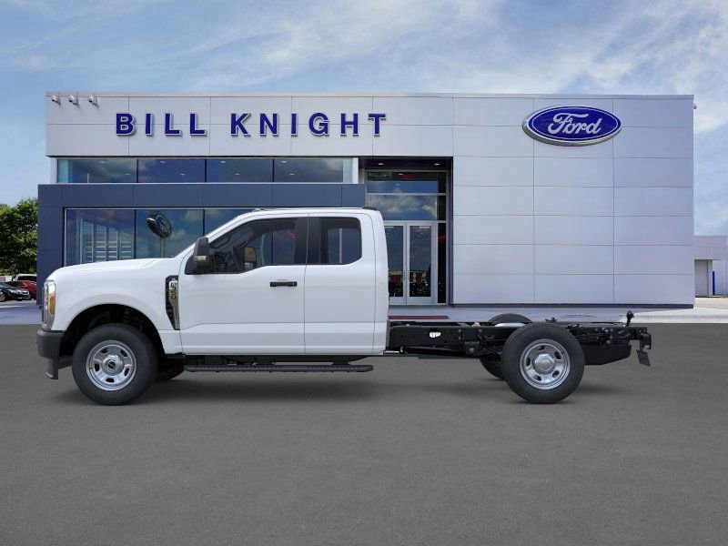 New 2026 Ford F350 XL image 3