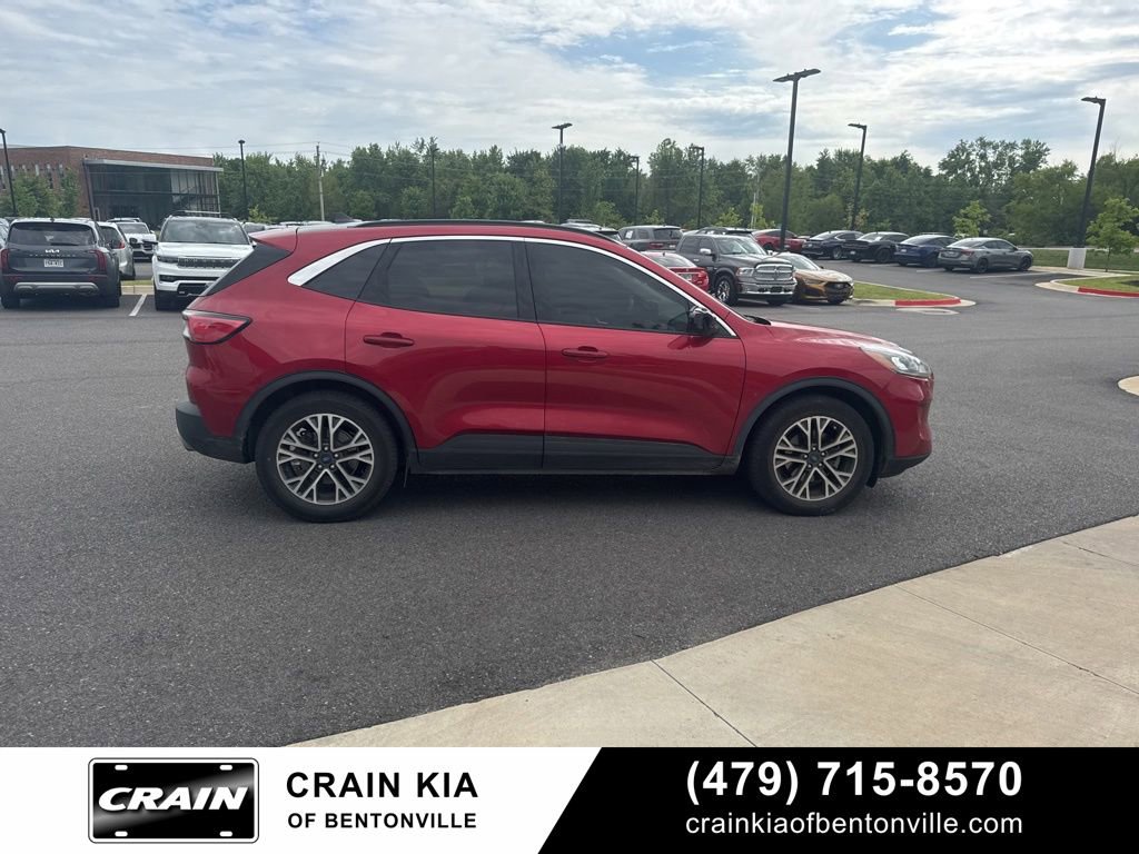 Used 2020 Ford Escape SEL FWD image 17