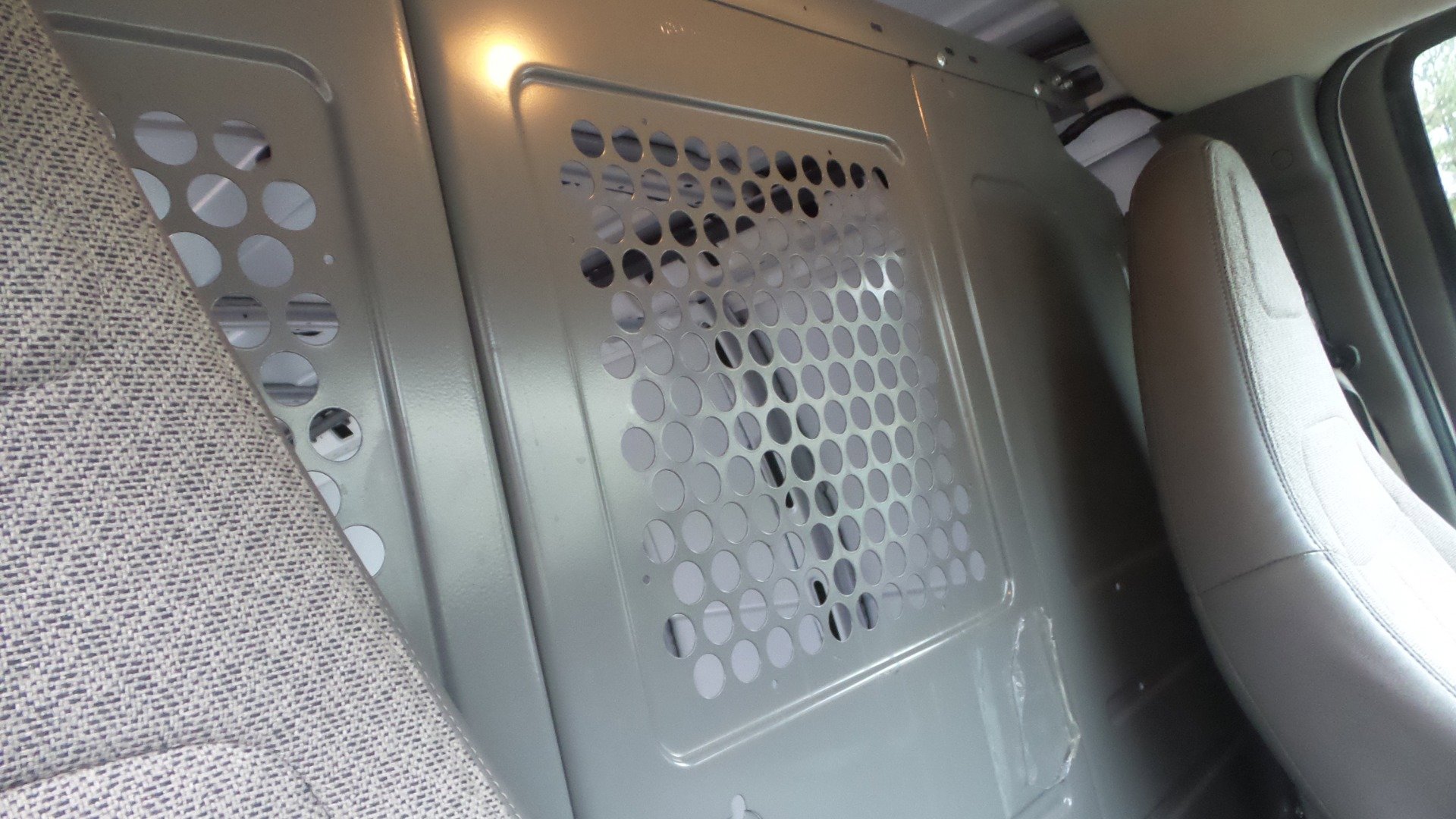 Used 2019 Chevrolet Express 2500 w/ Driver Convenience Package image 15