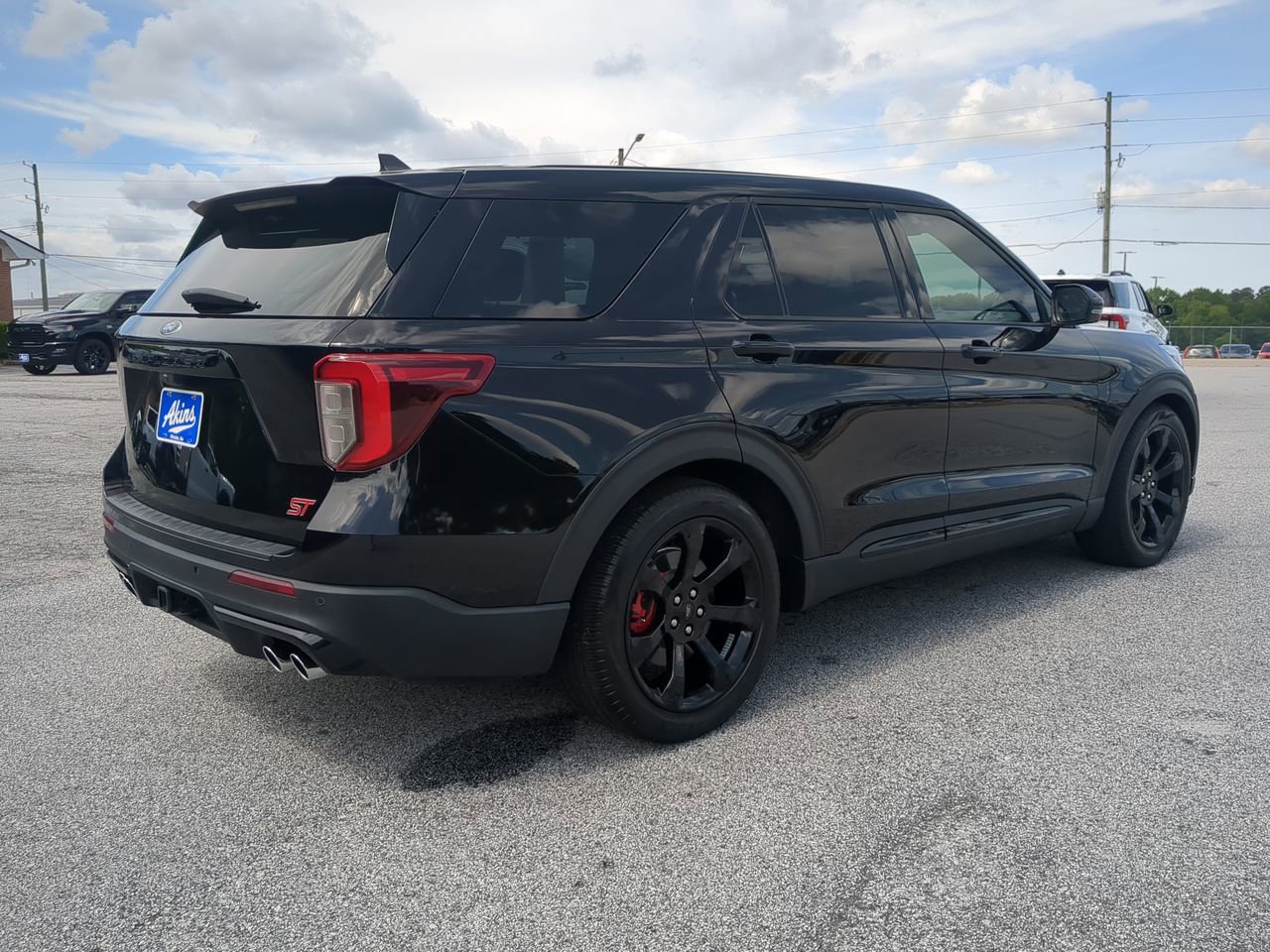 Used 2023 Ford Explorer ST w/ Equipment Group 401A AWD/4WD image 3