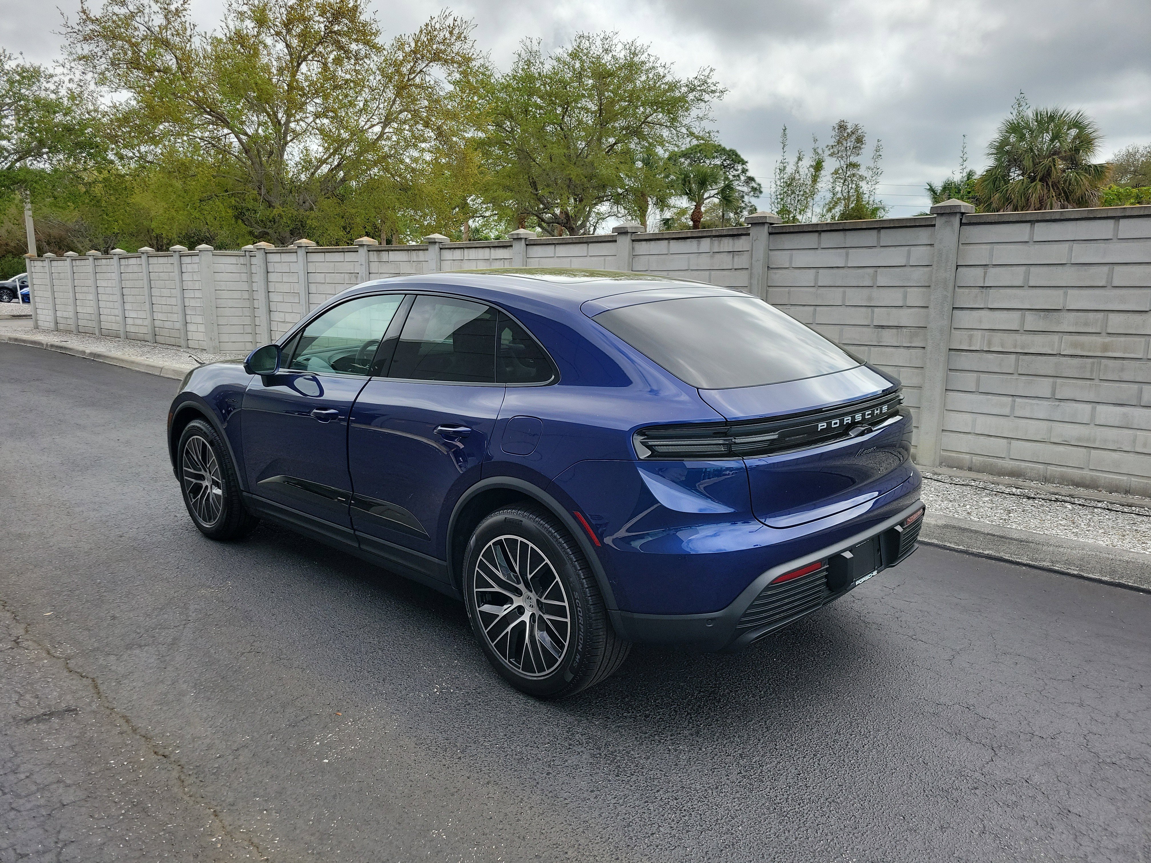 New 2026 Porsche Macan Electric image 3