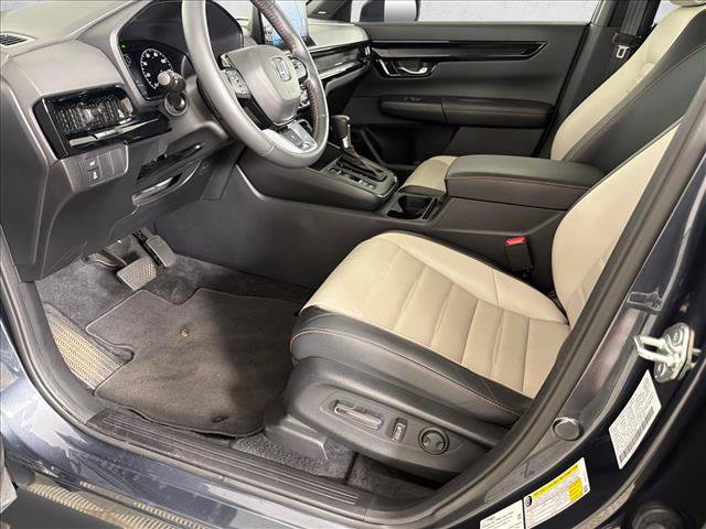 Used 2024 Honda CR-V Sport Touring image 11
