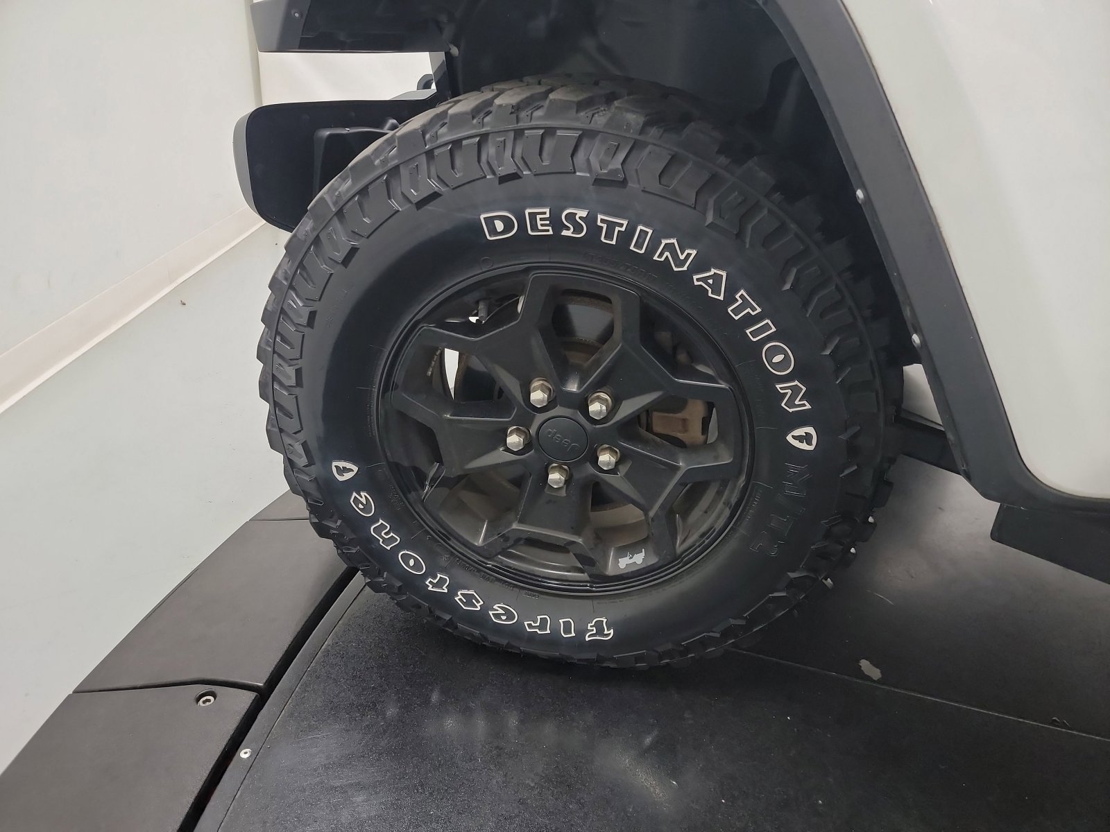 Used 2021 Jeep Gladiator Sport image 30