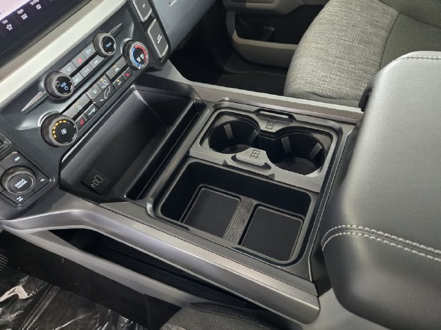 New 2026 Ford F350 XLT w/ XLT Premium Package AWD/4WD image 16
