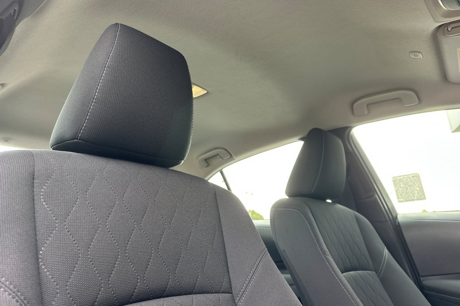 Used 2025 Toyota Corolla LE FWD image 16