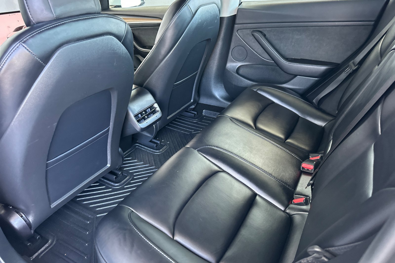 Used 2023 Tesla Model 3 Standard Range RWD image 14