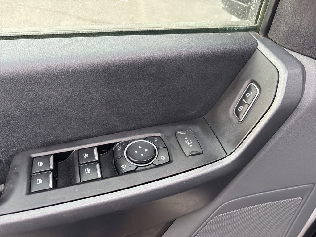 Used 2023 Ford F350 XLT w/ FX4 Off-Road Package image 15