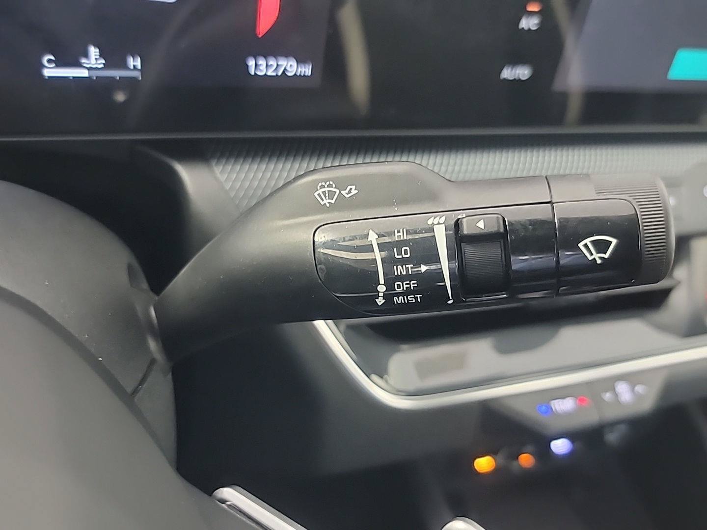 Certified 2025 Kia K4 GT-Line Turbo FWD image 30