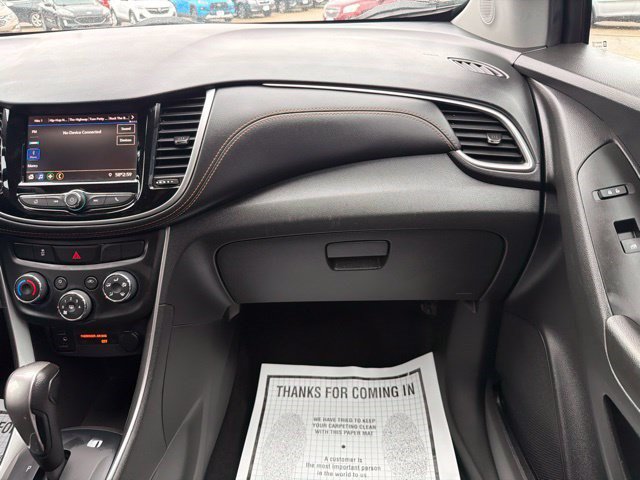 Used 2022 Chevrolet Trax LT w/ LT Convenience Package AWD/4WD image 21