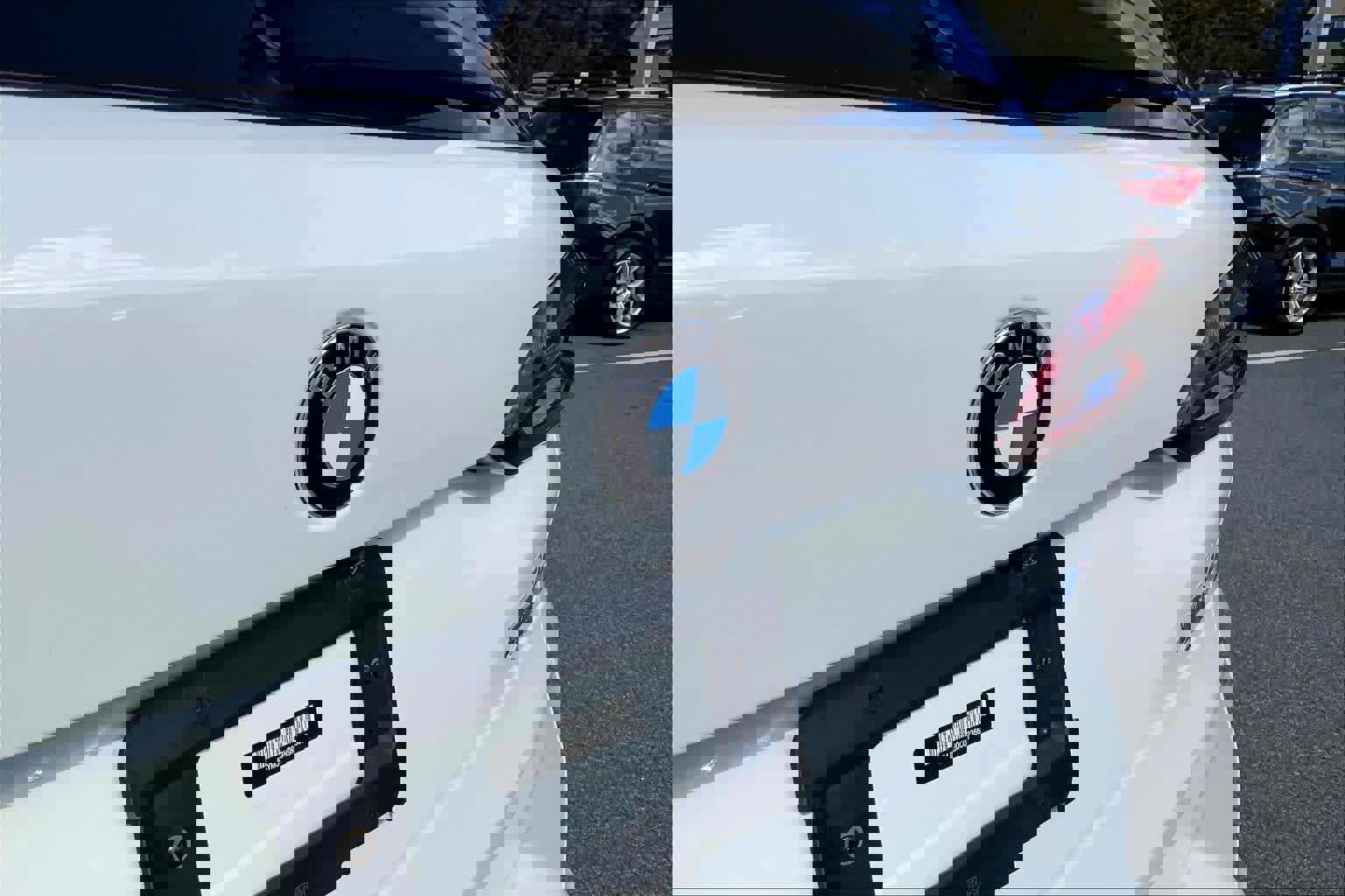 Used 2022 BMW X5 M w/ Executive Package image 32