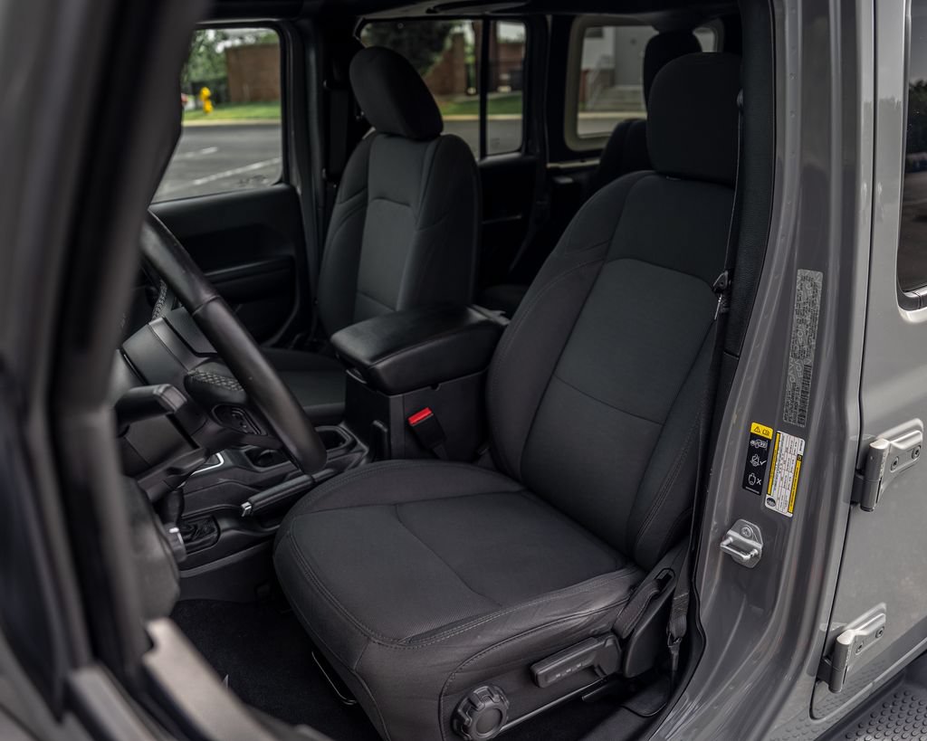 Used 2021 Jeep Wrangler Unlimited Sport AWD/4WD image 14