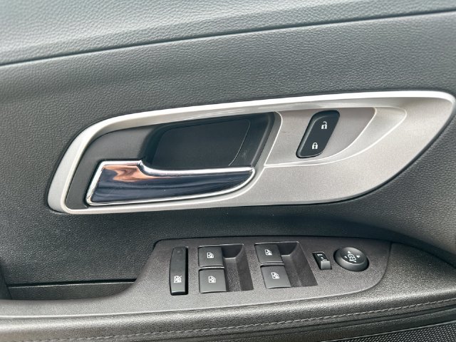 Used 2017 Chevrolet Equinox LT w/ Convenience Package AWD/4WD image 45