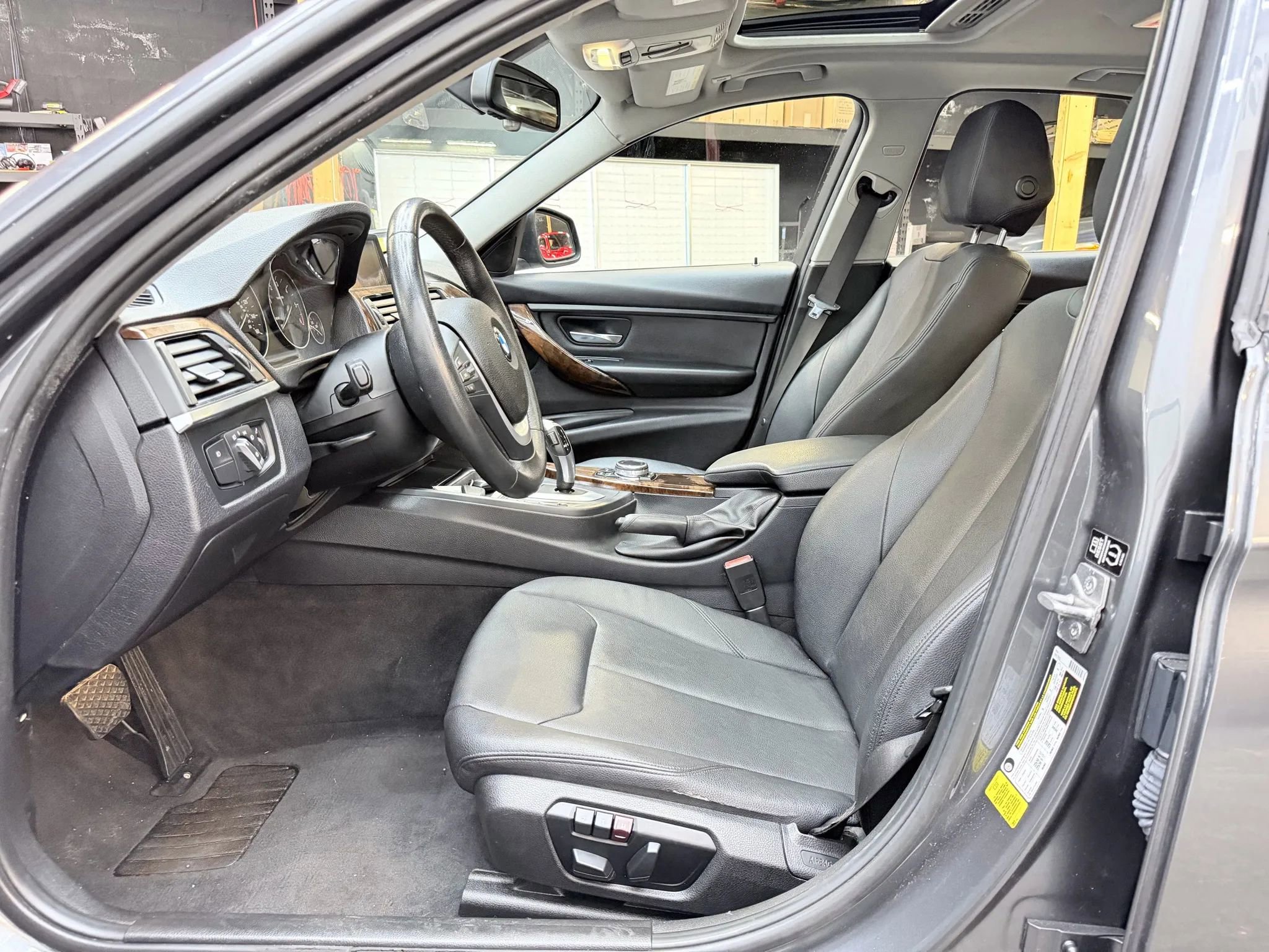 Used 2014 BMW 328d Sedan image 11