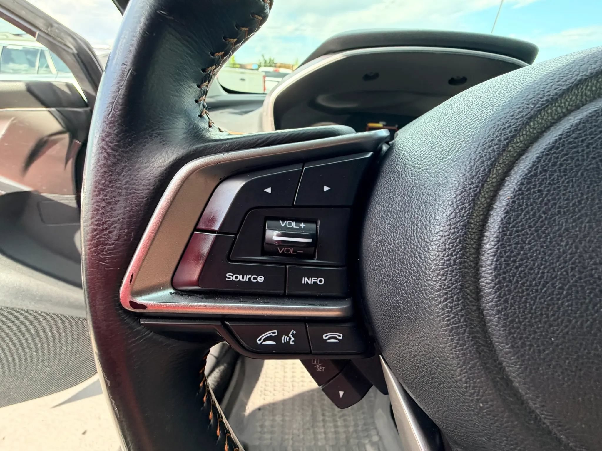 Used 2019 Subaru Crosstrek 2.0i Limited w/ Moonroof Package w/Navigation AWD/4WD image 13