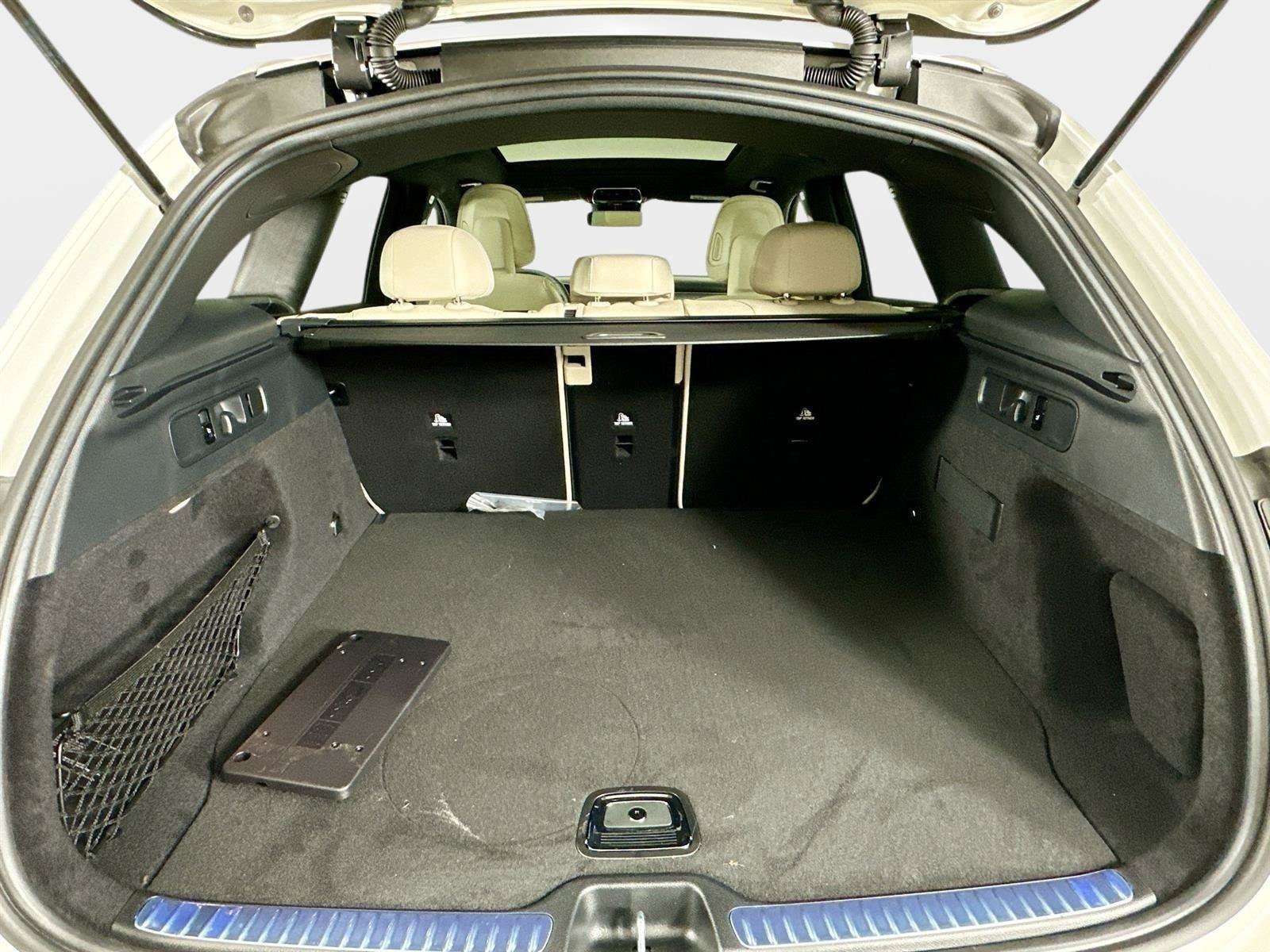 Used 2026 Mercedes-Benz GLC 300 4MATIC image 31