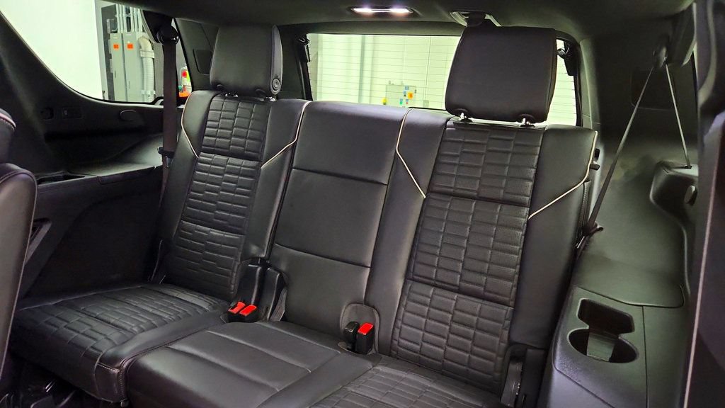 Used 2025 Cadillac Escalade Sport Platinum AWD/4WD image 25