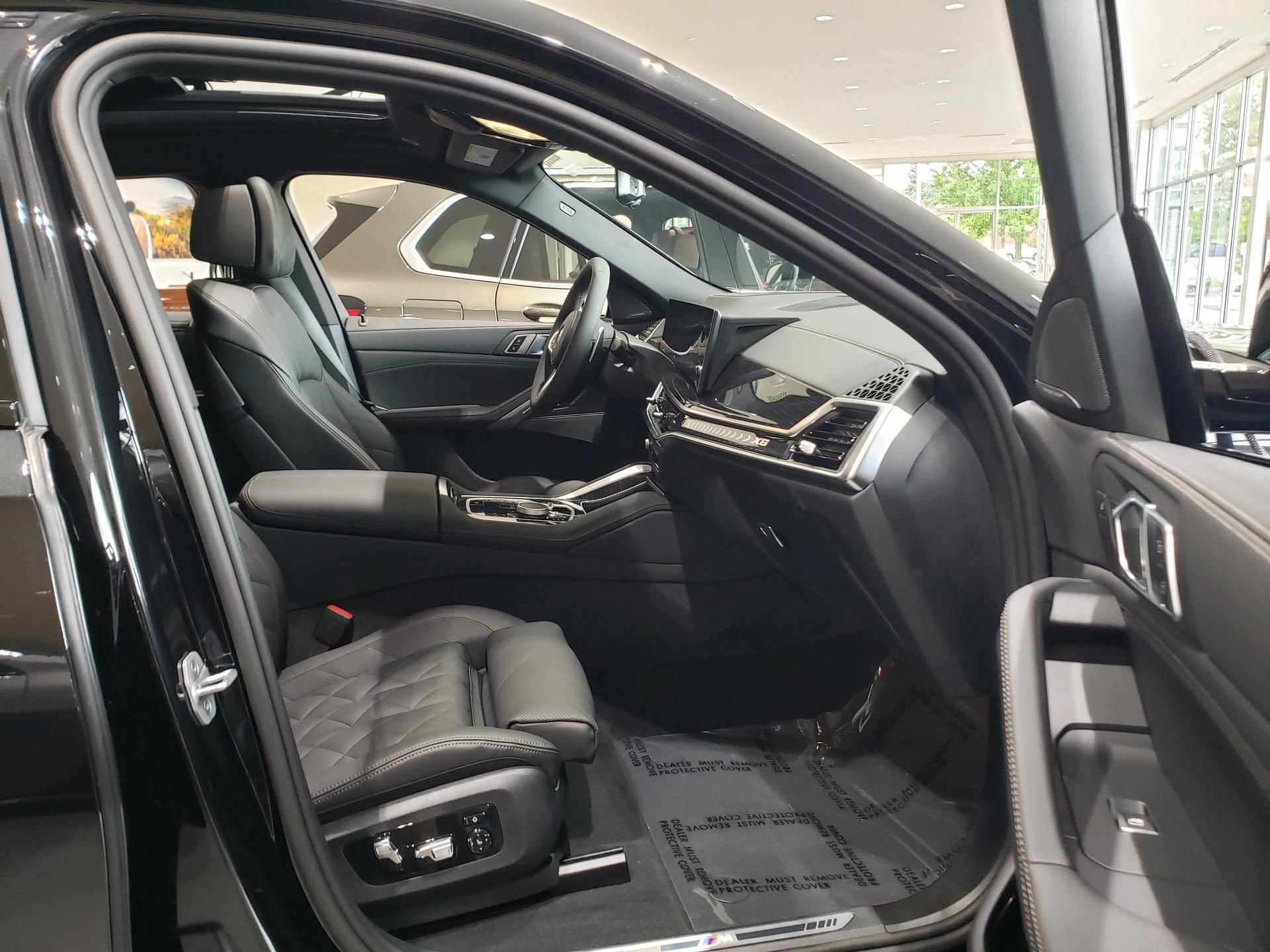 New 2027 BMW X6 xDrive40i w/ Climate Comfort Package AWD/4WD image 17