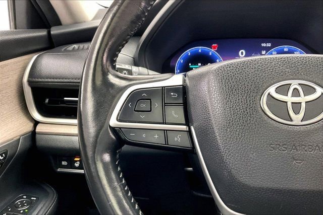 Used 2024 Toyota Grand Highlander Limited image 21