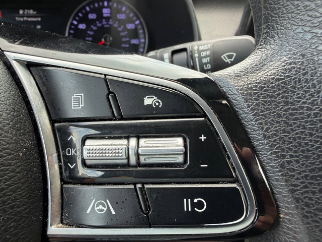 Used 2024 Kia Forte LXS FWD image 13