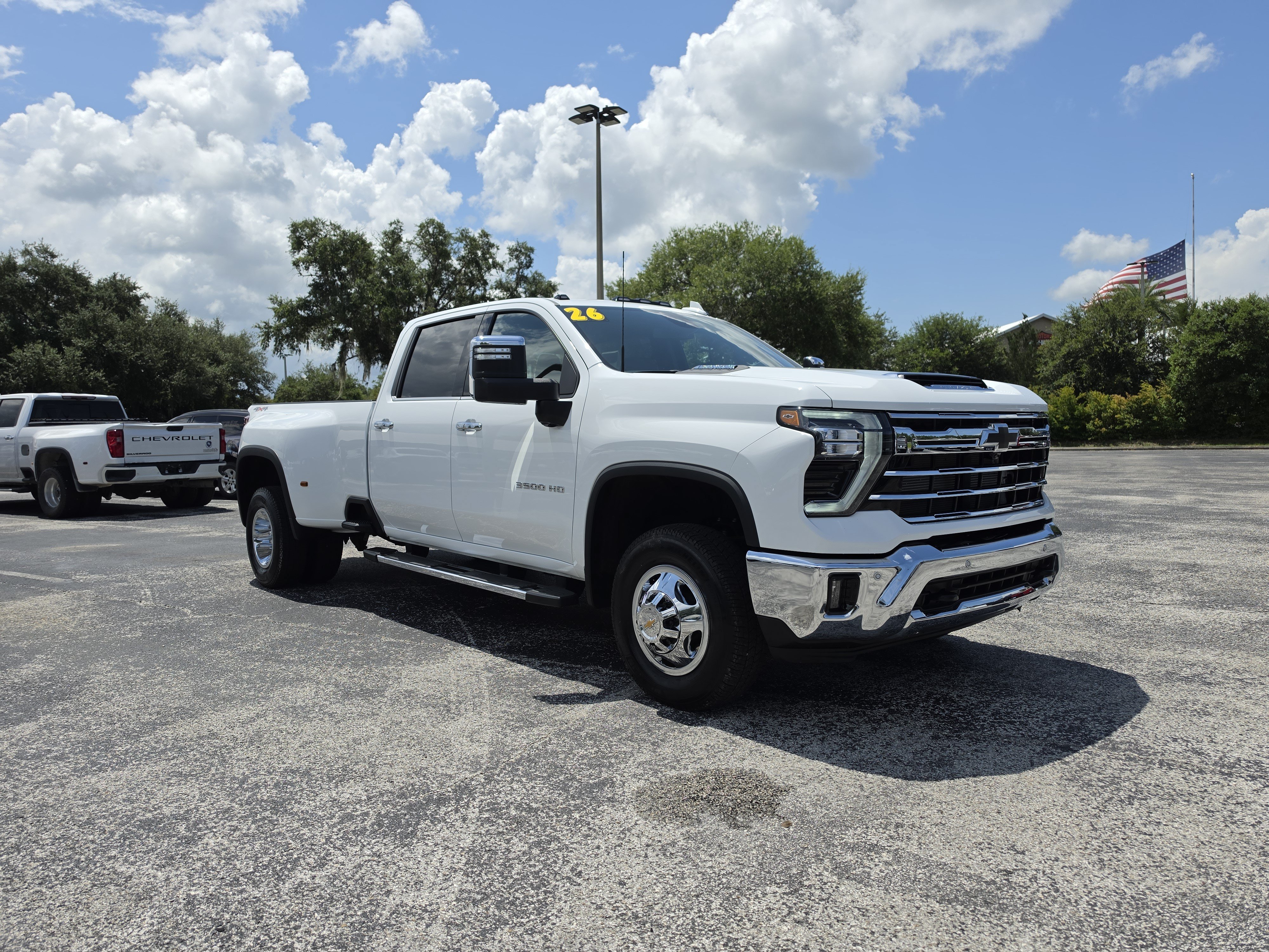 Used 2026 Chevrolet Silverado 3500 LTZ w/ LTZ Plus Package AWD/4WD image 1
