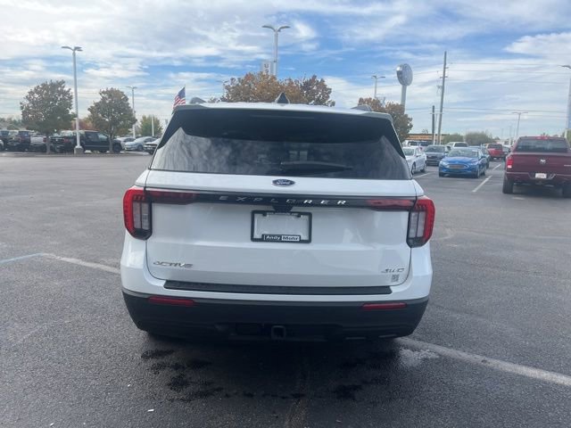 Certified 2025 Ford Explorer Active image 7