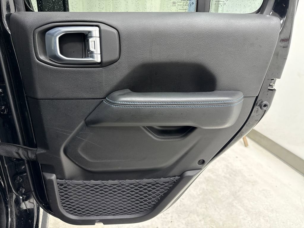 Used 2023 Jeep Wrangler Unlimited Rubicon 4xe w/ Steel Bumper Group image 11