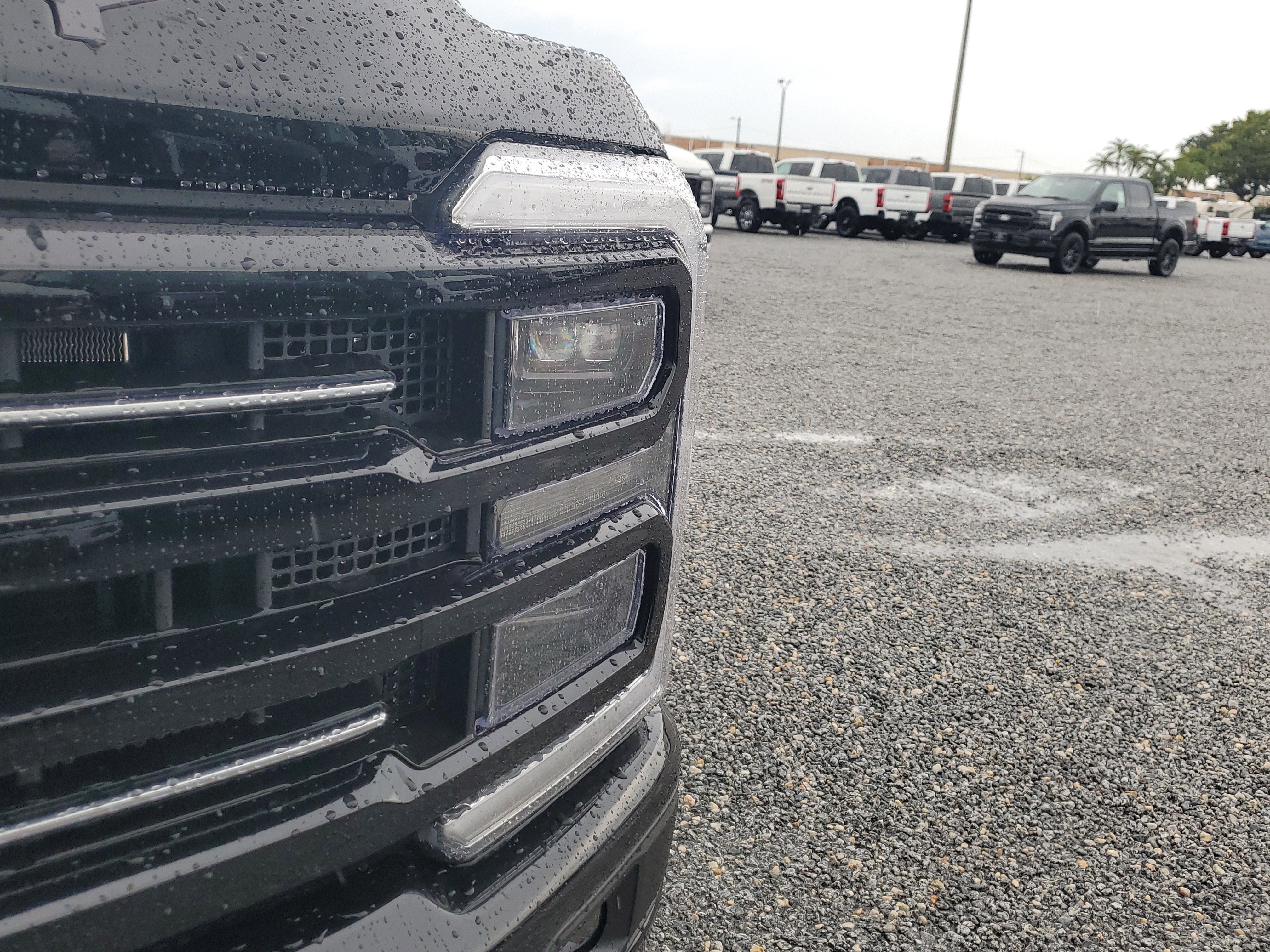 New 2026 Ford F350 Platinum w/ FX4 Off-Road Package image 4