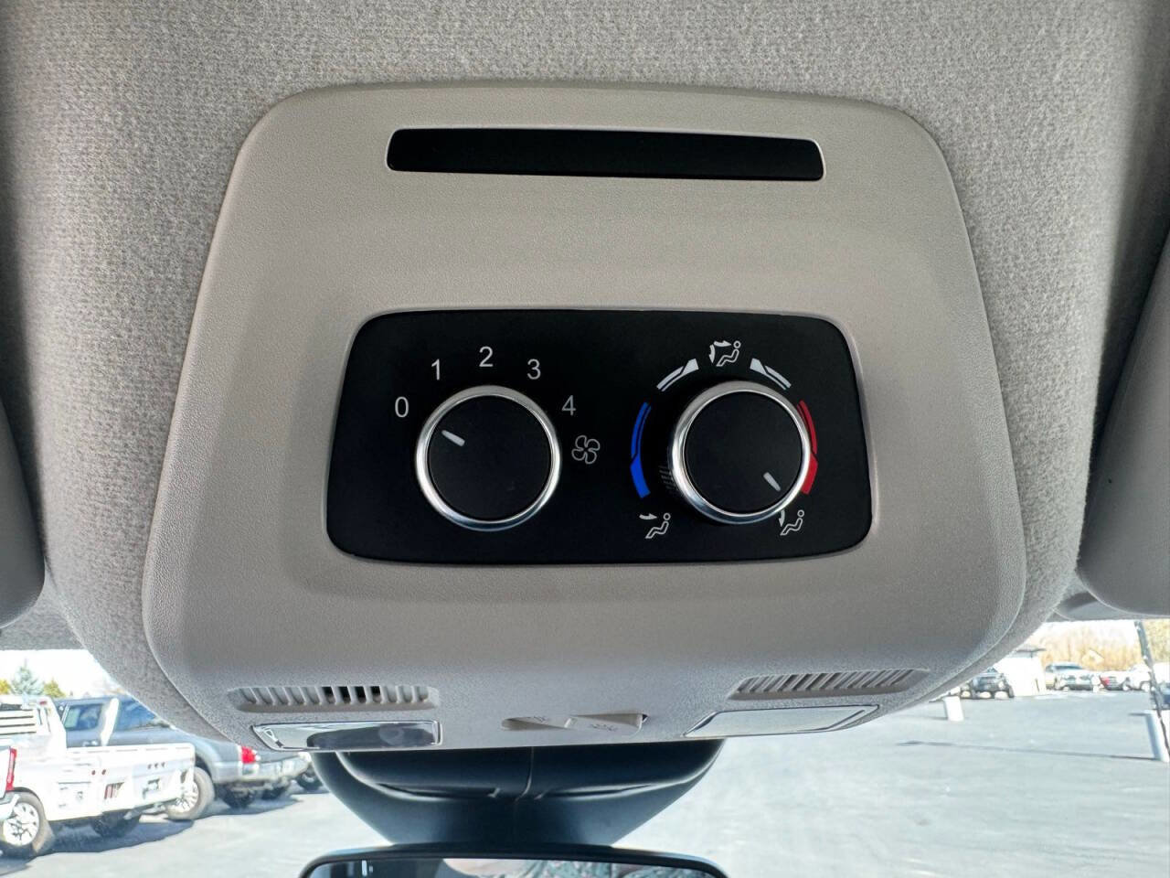 Used 2024 Ford Transit 350 XLT image 25