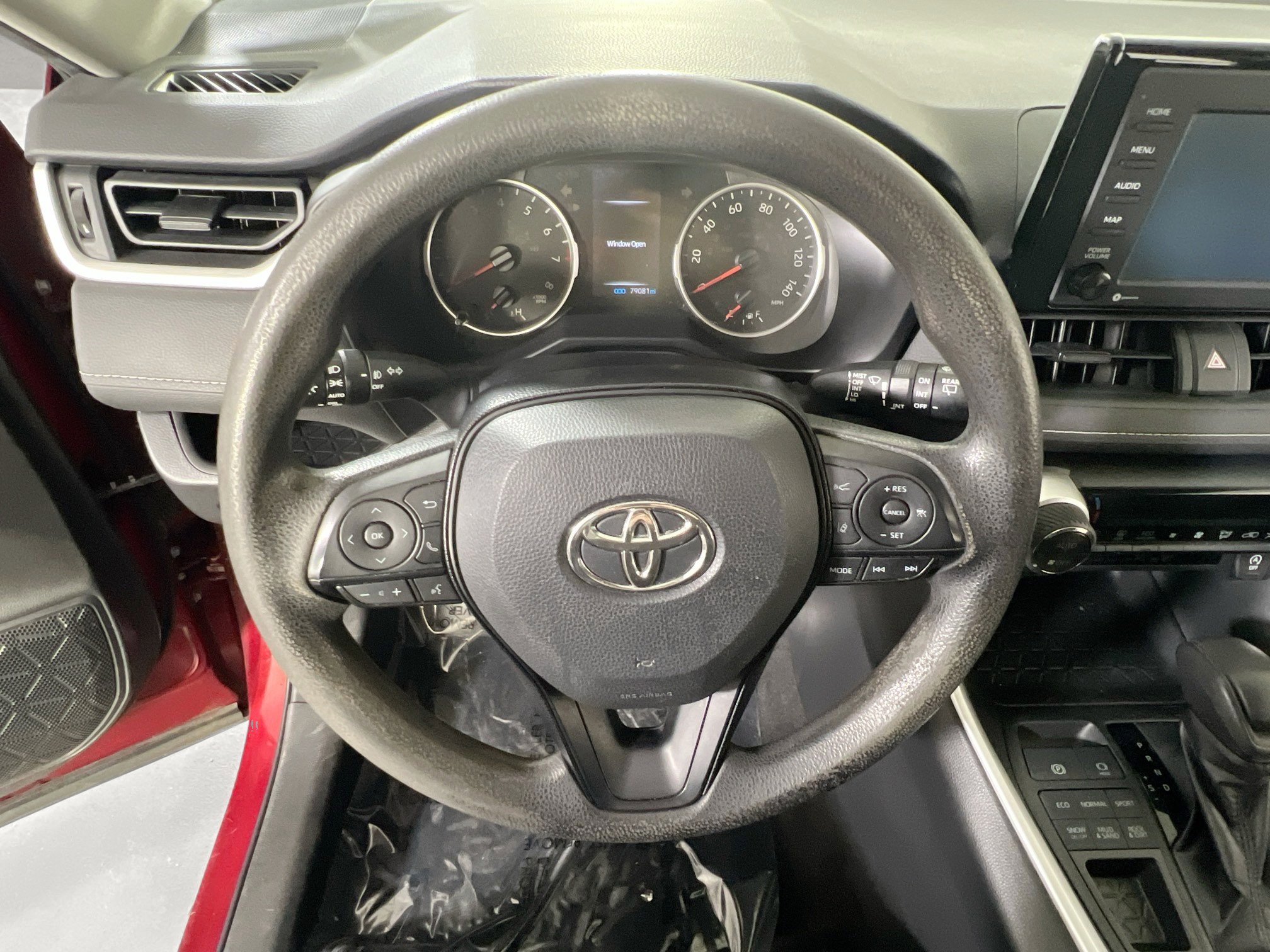 Used 2020 Toyota RAV4 XLE w/ All Weather Liner Package image 11