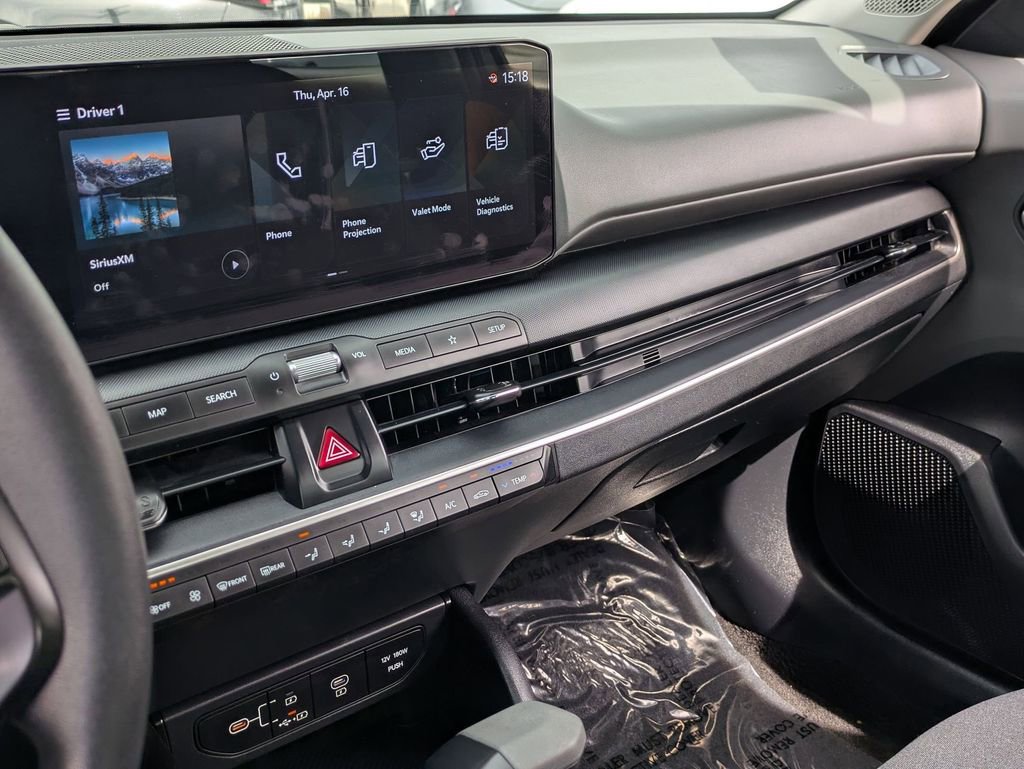 Used 2025 Kia K4 LXS image 14